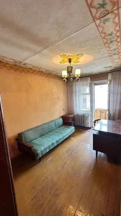 Чиланзар 23 квартал 4/3/5  Кирпичный дом,2 балкона